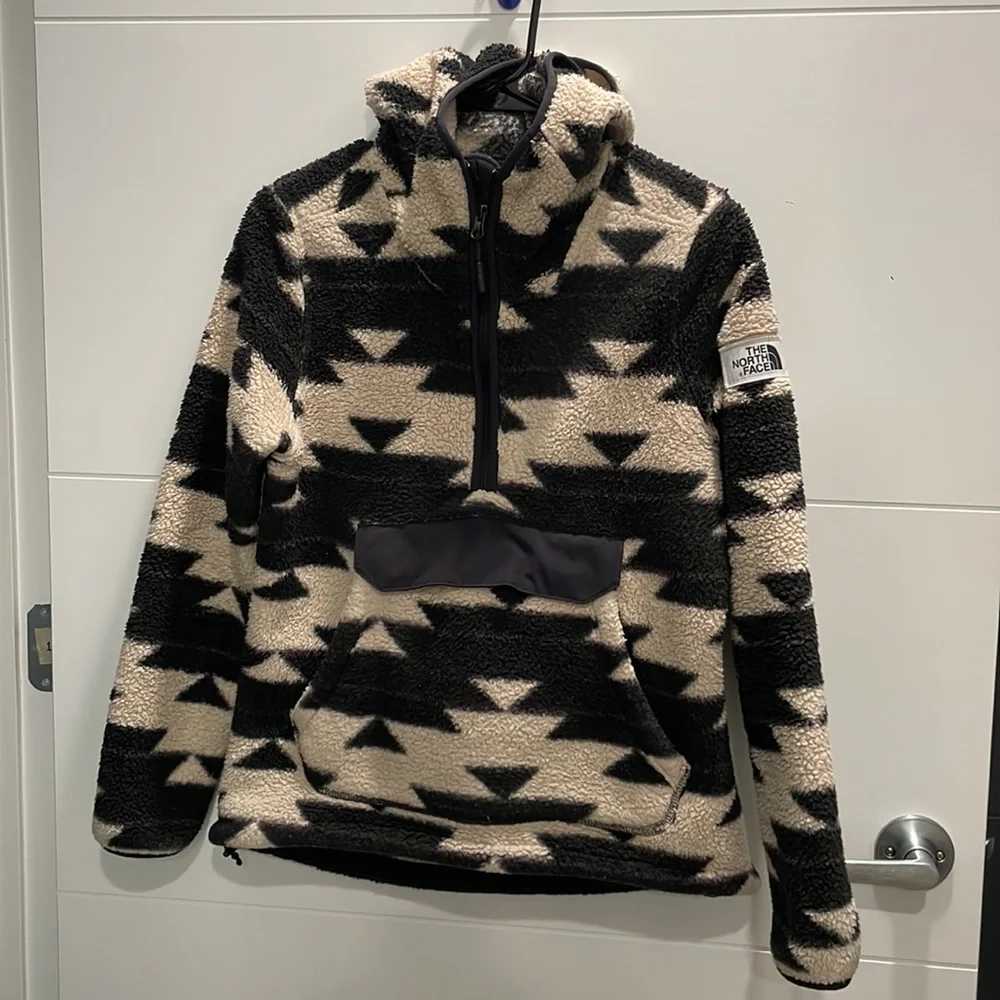 The North Face Jacket Womens Campshire Sherpa Fleece 1/4 Zip Pullover Hoodie - Picture 4 of 5